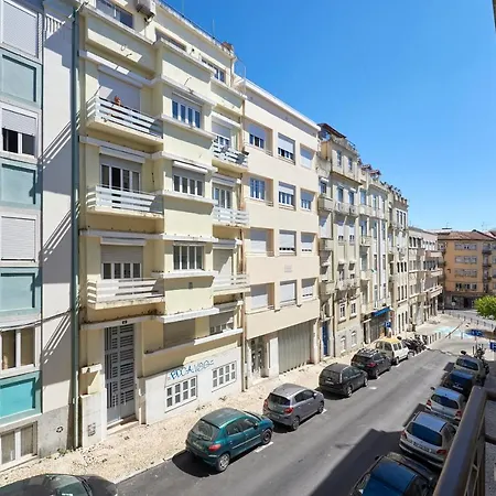 Renovated Spacious Baixa Apartment, By Timecooler-3
